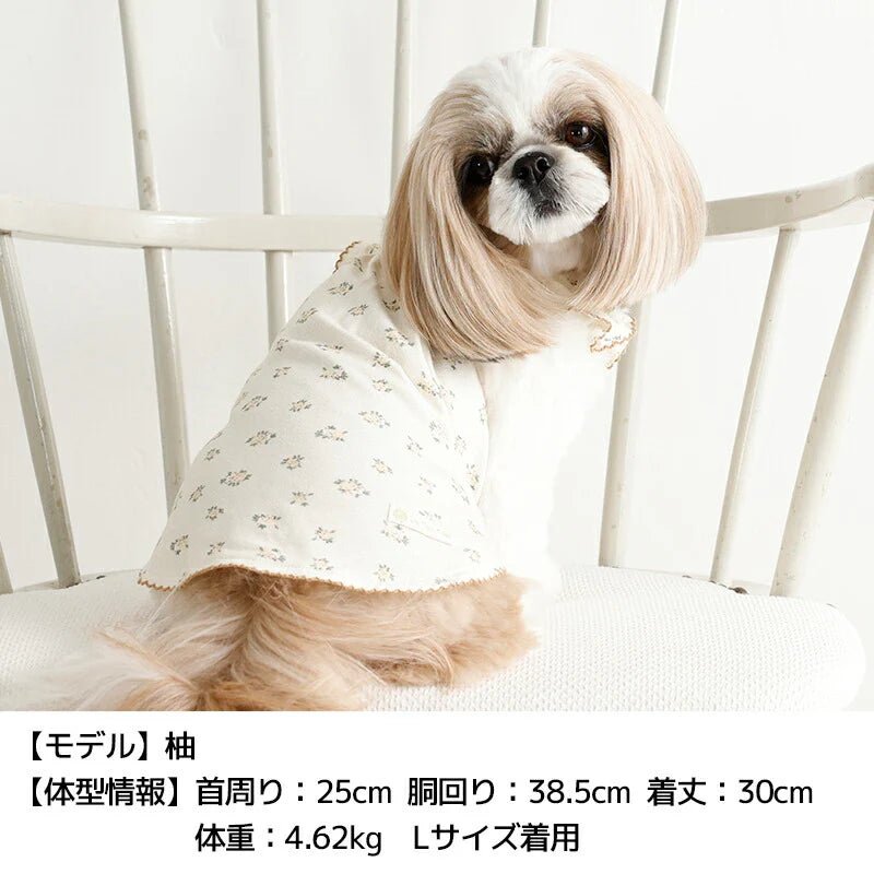 Un TouTou(アントゥトゥ)  袖フリル小花柄タンク